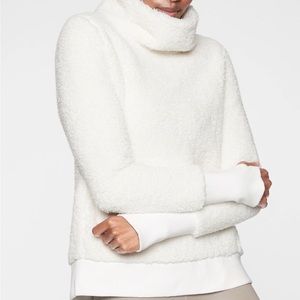 Athleta reflection sweatshirt (PRICEDROP)